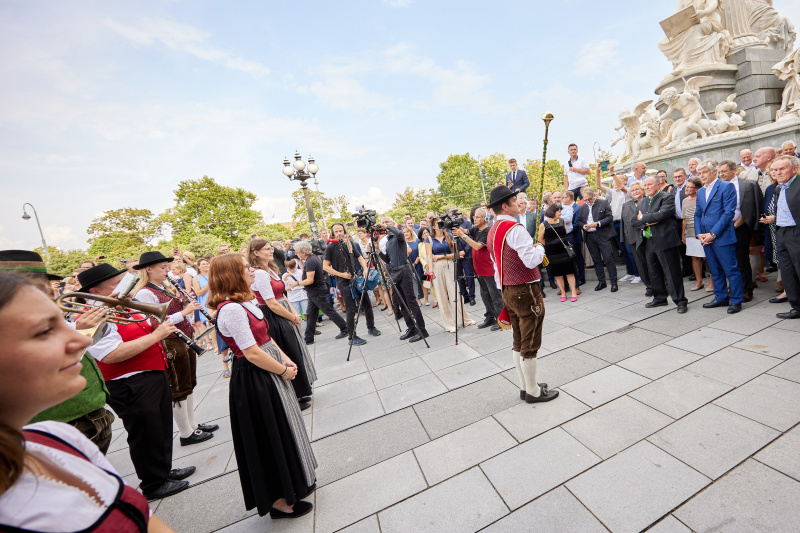 Platzkonzert am Vorplatz. Musikkapelle Weichstetten, Musikverein Jung St. Marien, Ortskapelle St. Marien