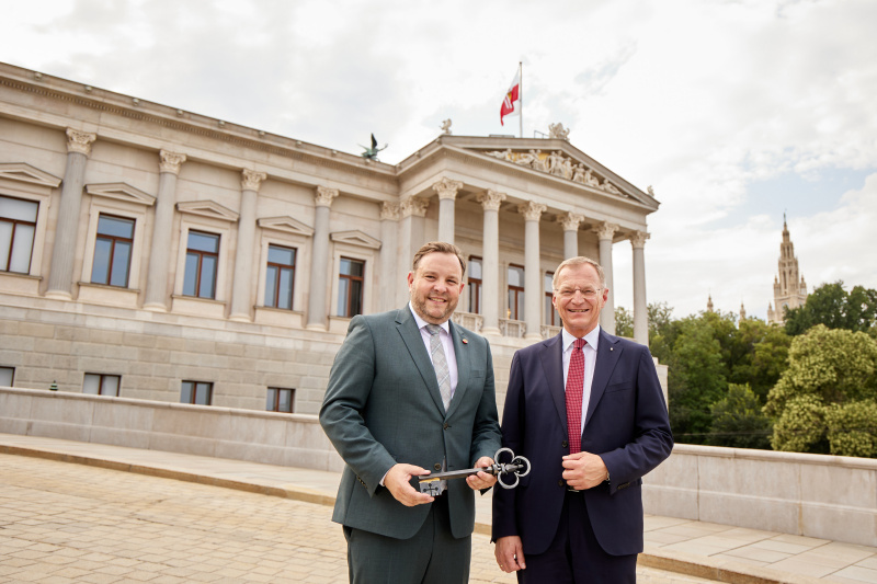 Von links: Bundesratspräsident Franz Ebner (ÖVP), Landeshauptmann von Oberösterreich Thomas Stelzer