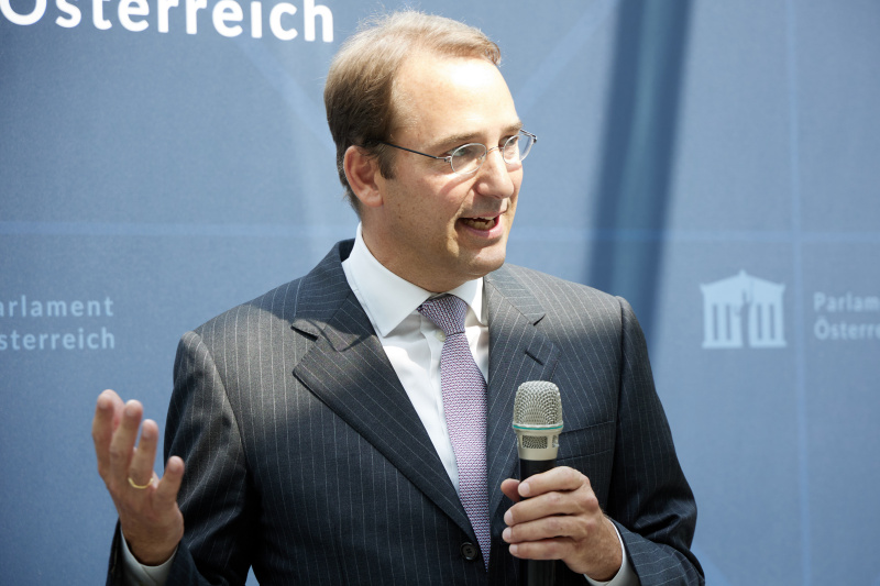 Begrüßung durch Generalsekretär für auswärtige Angelegenheiten Nikolaus Marschik