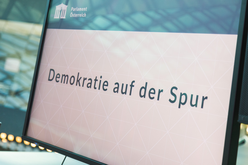 Monitor "Demokratie auf der Spur"