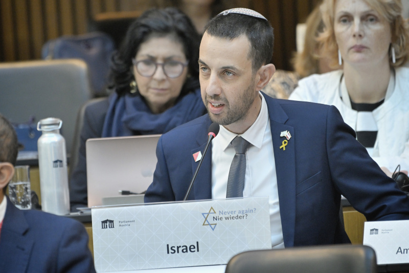 Participants' contributions to the discussion. Member of the Knesset Ariel Kallner