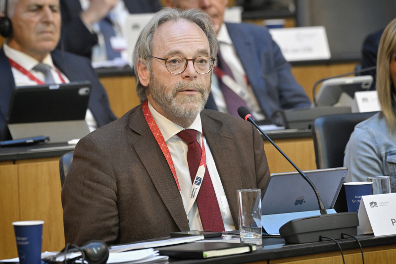 Participants' contributions to the discussion. President of the Chamber of Representatives Peter De Roover