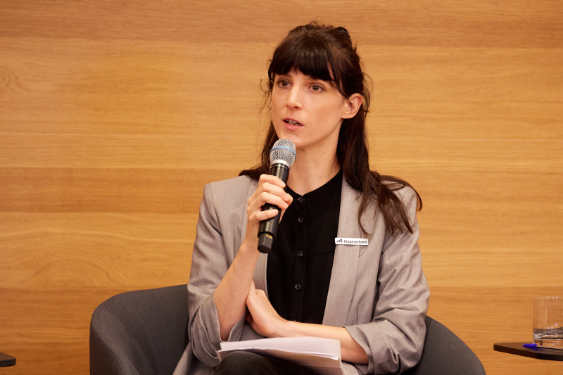Block II: Die EU-Standards für Klagerechte und proaktive Arbeit. Dialogpanel: Klagerechte – Zukunftschancen und Zusammenarbeit bei der Durchsetzung der Gleichbehandlung. Geschäftsführerin und Leiterin der Rechtsdurchsetzung des Klagsverbands Theresa Hammer