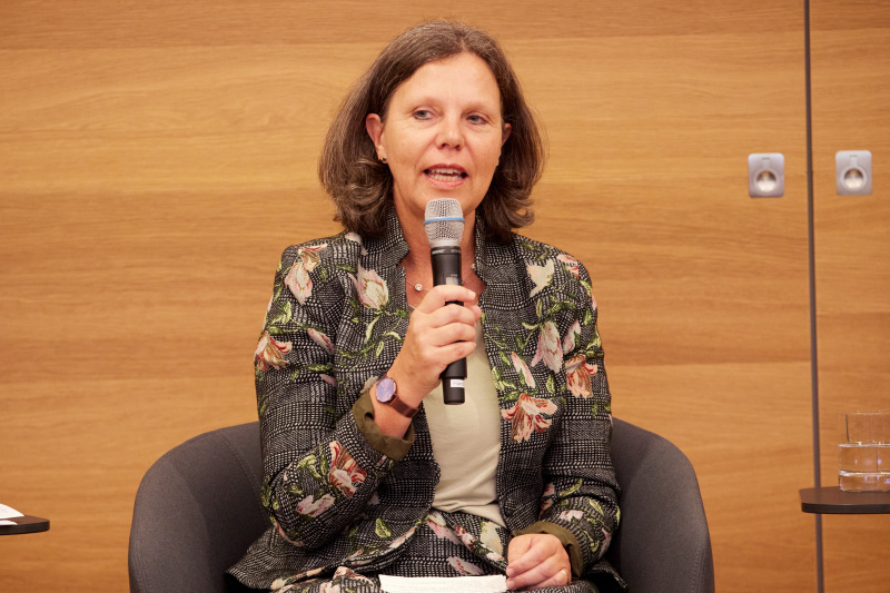 Block III: EU-Standards zur Unabhängigkeit von Gleichbehandlungsstellen. Dialogpanel III: Was bedeutet Unabhängigkeit und Effektivität aus Sicht der österreichischen Gleichbehandlungsstellen? Leiterin Servicestelle Gleichbehandlung und Antidiskriminierung Tirol Isolde Kafka