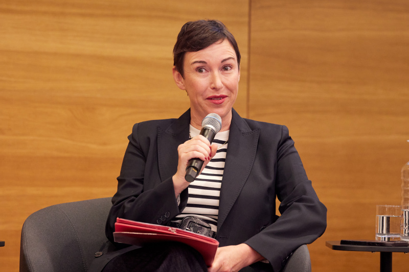 Block IV: Politische Visionen – Abschluss. Panel: Auf zur nächsten Regierungsperiode – Was sind mutige politische Zielsetzungen für Gleichbehandlungsstellen? Bereichssprecherin Frauen und Gleichbehandlung, Abgeordnete zum Nationalrat Henrike Brandstötter (NEOS)