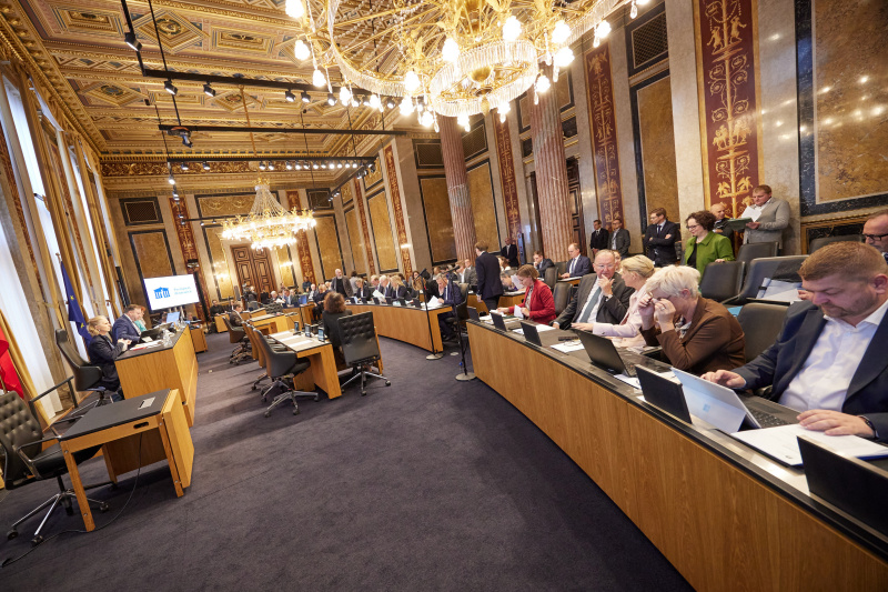 Bundesratspräsident Franz Ebner (ÖVP) am Präsidium