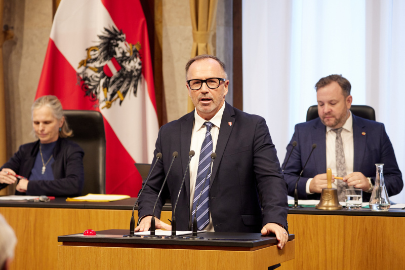 Am Redner:innenpult Bundesrat Günter Pröller (FPÖ)