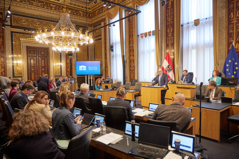 Am Redner:innenpult Bundesrat Günter Pröller (FPÖ)