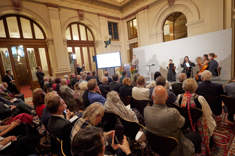 Moderation. Generalsekretär Verband der deutschen altösterreichischen Landsmannschaften in Österreich Norbert Kapeller