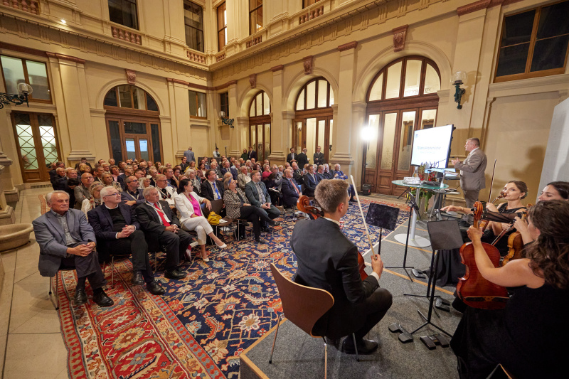 Moderation. Generalsekretär Verband der deutschen altösterreichischen Landsmannschaften in Österreich Norbert Kapeller