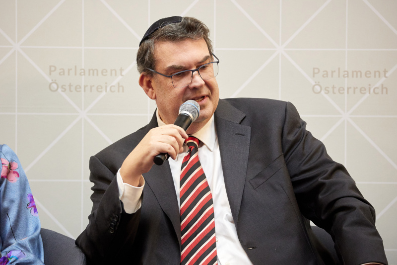 Podiumsdiskussion. Präsident der Israelitischen Kultusgemeinde Wien Oskar Deutsch