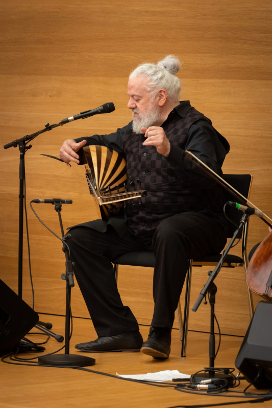 Music: Voice of Peace