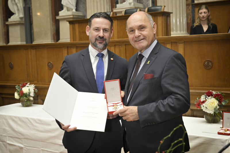 Von links: Nationalratsabgeordneter Friedrich Ofenauer (ÖVP), Nationalratspräsident Wolfgang Sobotka (ÖVP)