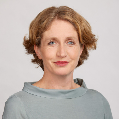 Portrait of Dr. Stephanie Krisper