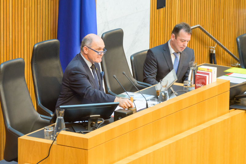 Am PräSidium: Nationalratspräsident Wolfgang Sobotka (ÖVP)