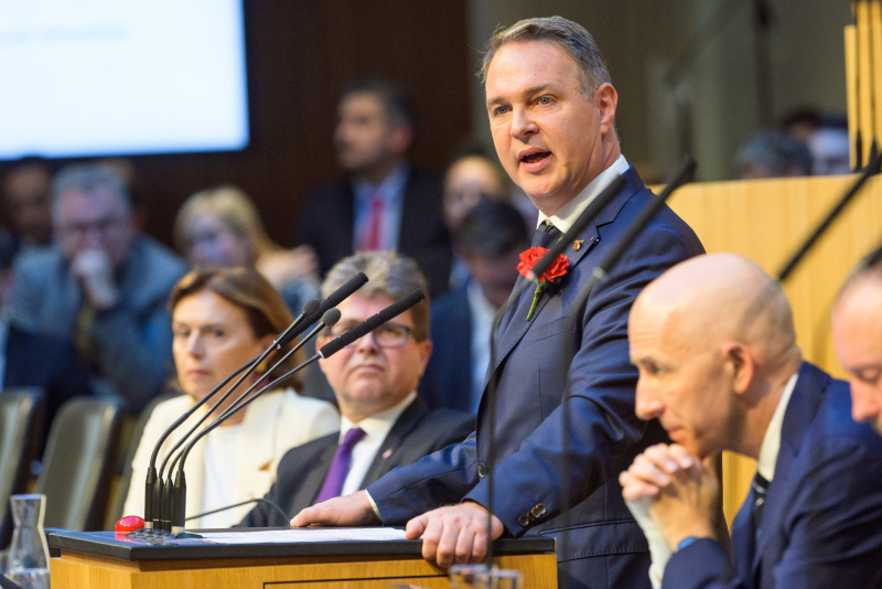 Debatte. Am Redner:innenpult: Klubobmann Andreas Babler (SPÖ)