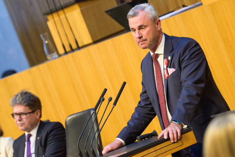 Debatte. Am Redner:innenpult: Dritter Nationalratspräsident Norbert Hofer (FPÖ)