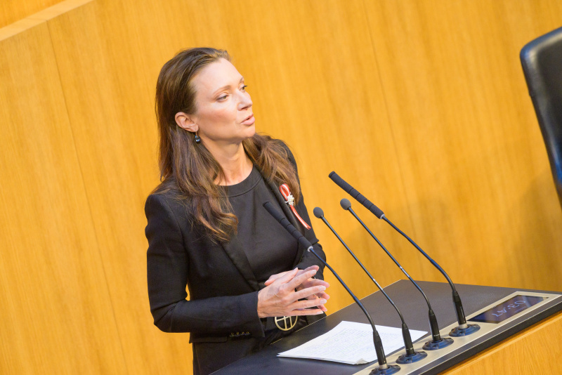 Debatte. Am Redner:innenpult: Nationalratsabgeordnete Susanne Fürst (FPÖ)