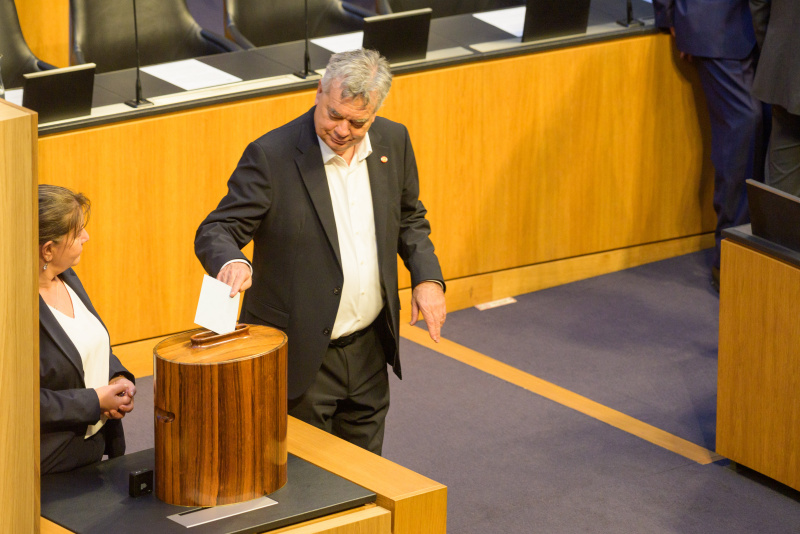 Stimmabgabe Vizekanzler Werner Kogler (GRÜNE)