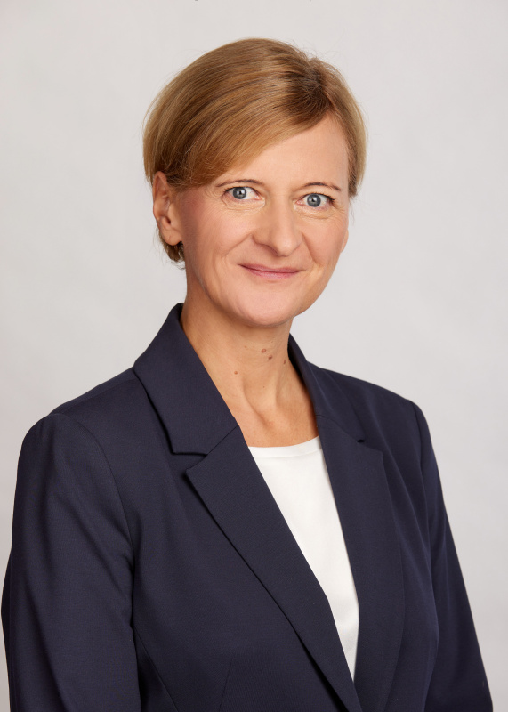 Sabine Schatz
