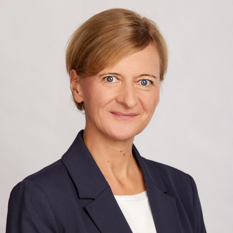 Sabine Schatz