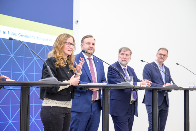 Am Wort: Staatssekretärin für Digitalisierung, Jugend und Zivildienst Claudia Plakolm (ÖVP)