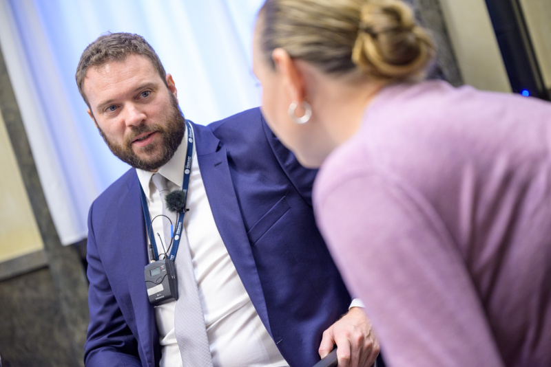 Büro für strategische Netz- und Informationssystemsicherheit Leiter Mag. Arno Spiegel