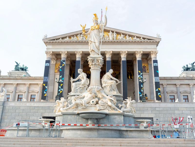 Reinigung des Brunnens vor der Einwinterung. 4zu3.