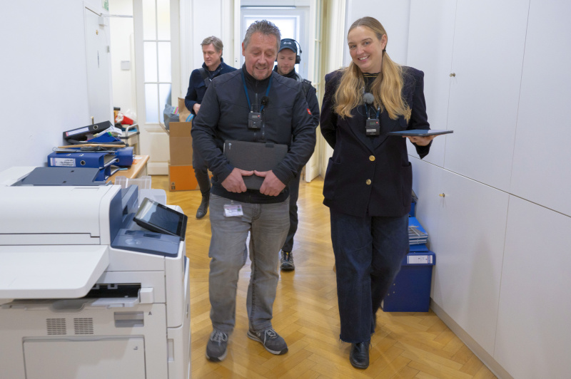 Koordinator aller Übersiedelungen Thomas Haidvogel und Podcast Host Tatjana Lukáš