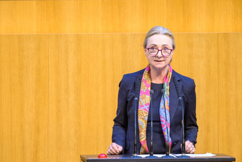 Am Redner:innenpult: Nationalratsabgeordnete Barbara Kolm (FPÖ)