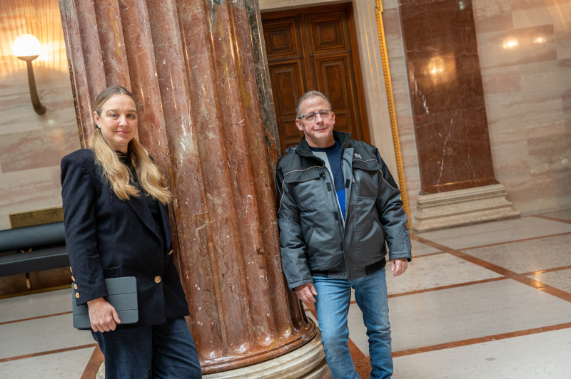 Von links: Podcast Host Tatjana Lukáš und Friedrich Jungbauer beim Podcast-Interview