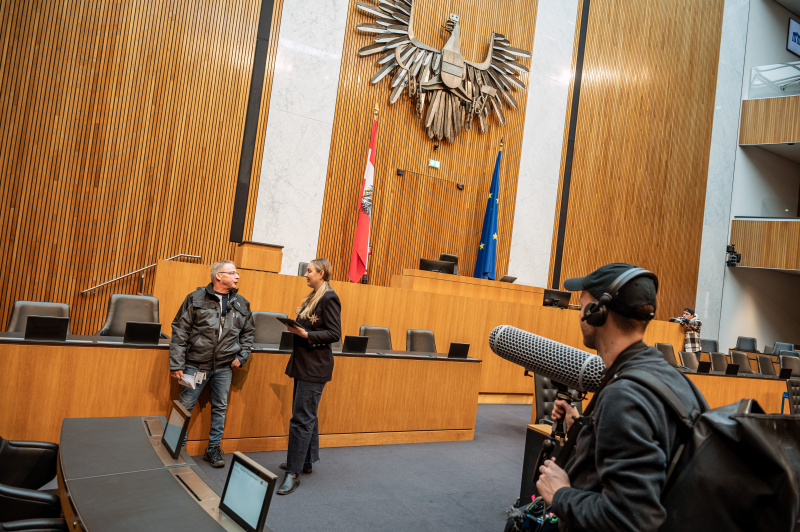 Von links: Friedrich Jungbauer und Podcast Host Tatjana Lukáš im Interview