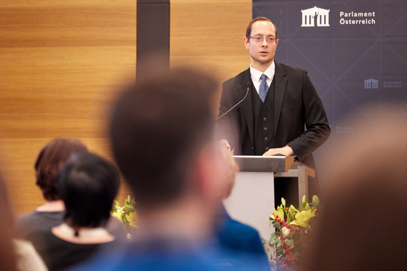 Kurzvortrag: "Individualrechtliche Zugänge zum Minderheitenschutz“. Jürgen Pirker Universität Graz