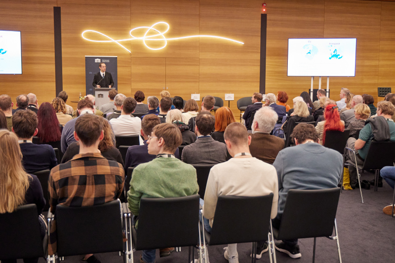 Kurzvortrag: "Individualrechtliche Zugänge zum Minderheitenschutz“. Jürgen Pirker Universität Graz. Veranstaltungsteilnehmer:innen