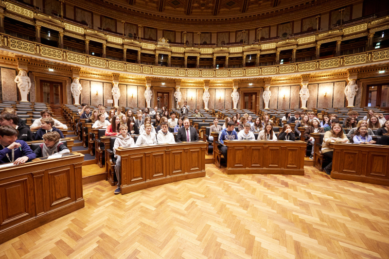 Blick auf die Teilnehmer:innen