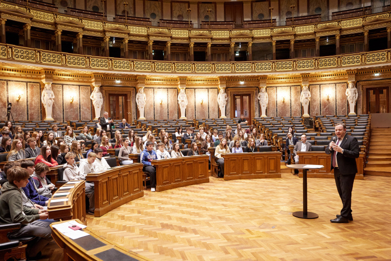 Begrüßung. Bundesratspräsident Franz Ebner (ÖVP)