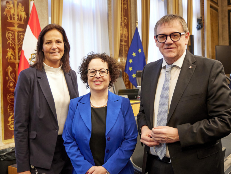Neue Mitglieder des Bundesrates  aus Vorarlberg. Von links: Bundesrätin Sandra Jäckel (FPÖ), Bundesrätin Christine Schwarz-Fuchs (ÖVP), Bundesrat Christoph Thoma (ÖVP)