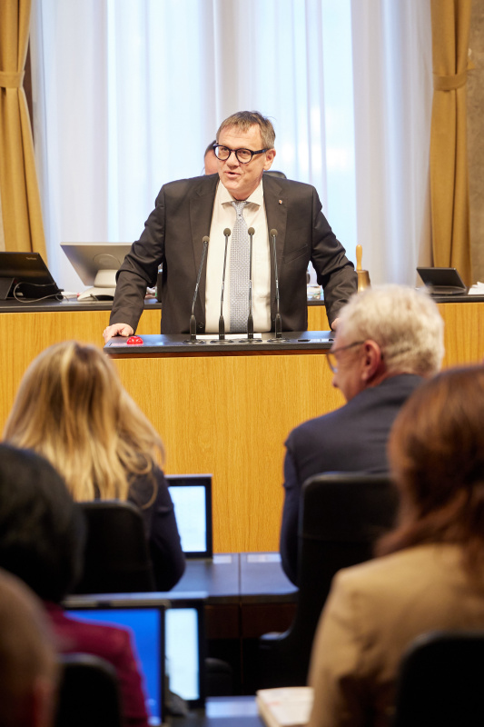 Am Redner:innenpult Bundesrat Christoph Thoma (ÖVP)