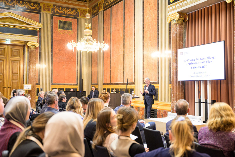 Eröffnungsworte Parlamentsdirektor Harald Dossi