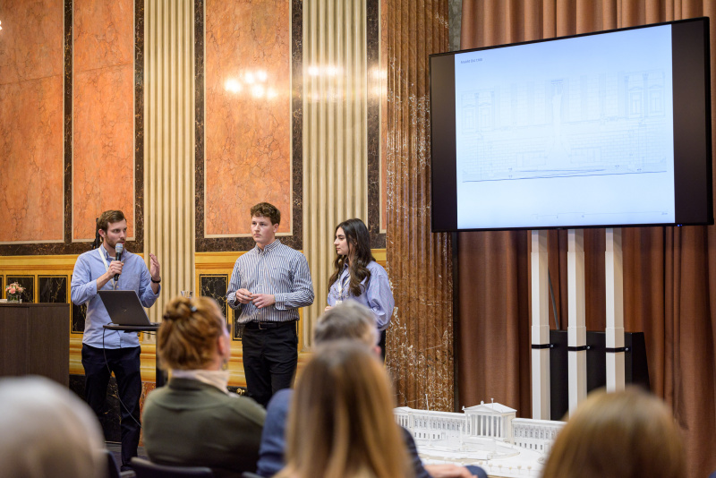 Modell Präsentation durch Student:innen