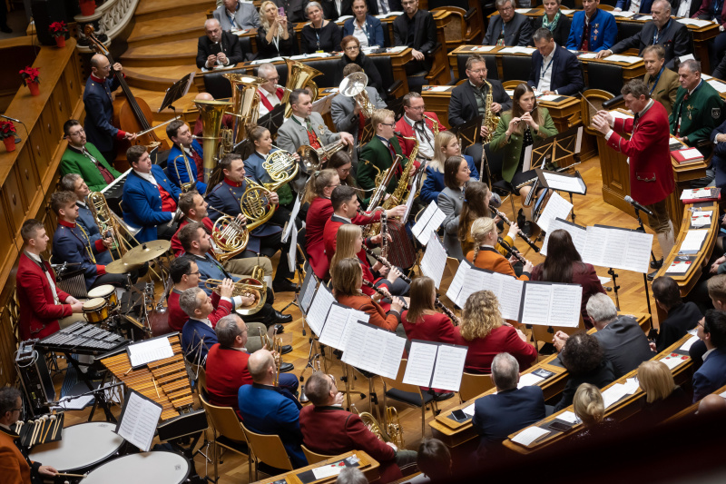 Blick von oben ins Orchester des Österreichischen Blasmusikverbands