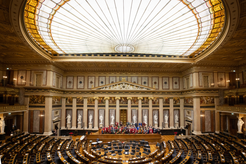 Gruppenfoto Orchester des Österreichischen Blasmusikverbands mit Bundesratspräsident Franz Ebner (ÖVP)