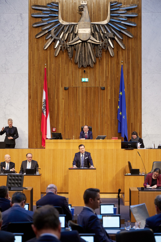 Am Redner:innenpult Nationalratsabgeordneter Kurt Egger (ÖVP)