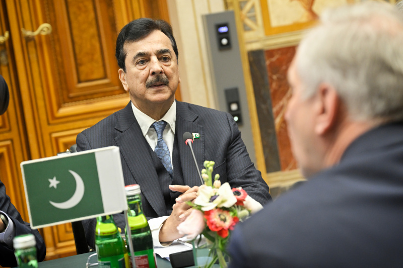 Aussprache. Vorsitzender des pakistanischen Senats Yousaf Raza Gilani