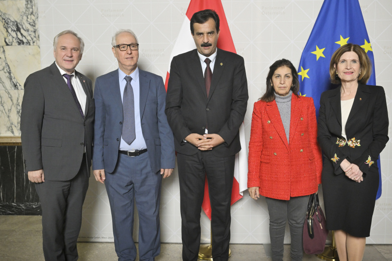 Von links: Nationalratspräsident Walter Rosenkranz (FPÖ), Delegation Algerien, Bundesratspräsidentin Andrea Eder-Gitschthaler (ÖVP)