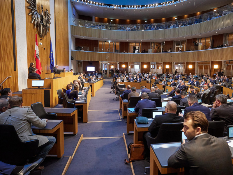 Der vollbesetzte Nationalratssitzungssaal an einem Sitzungstag. 