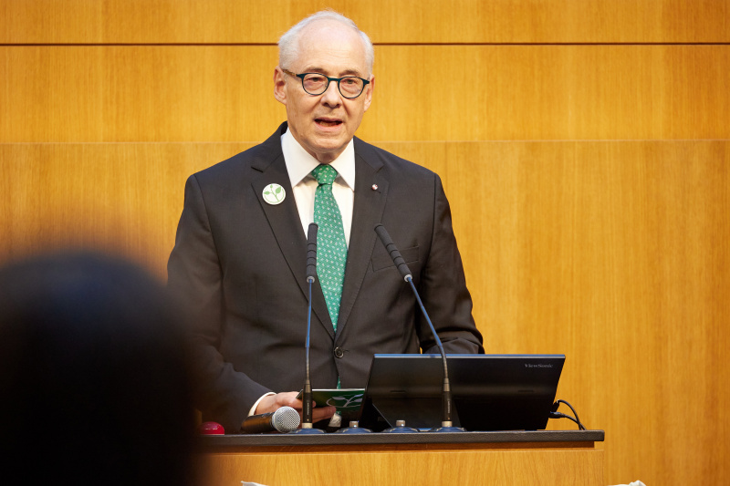 Grußworte. Gründer der Essl Foundation und des Zero Project Martin Essl