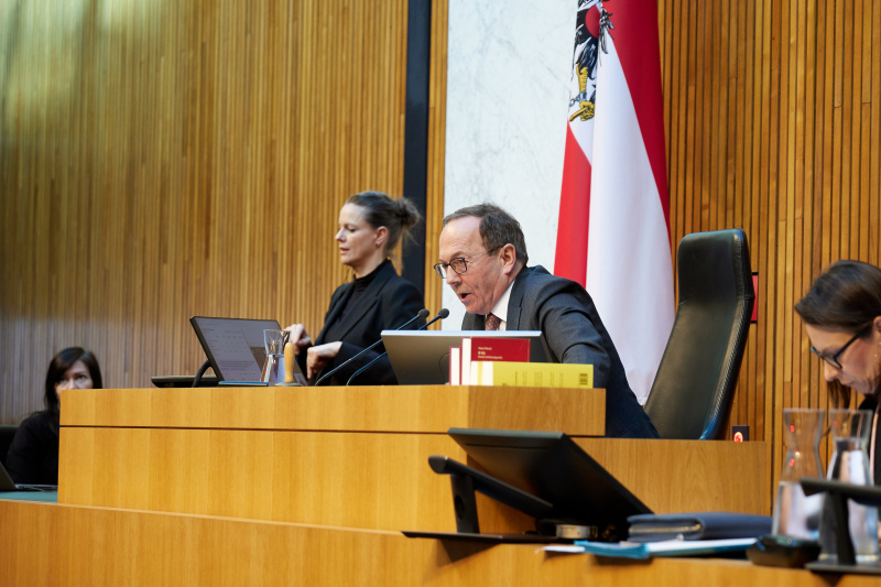 Zweiter Nationalratspräsident Peter Haubner (ÖVP) am Präsidium