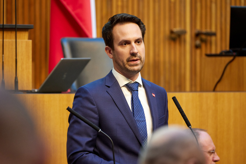 Am Wort Bildungsminister Christoph Wiederkehr (NEOS)