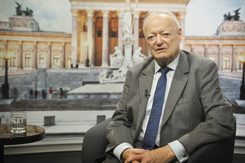 Andreas Khol im Interview